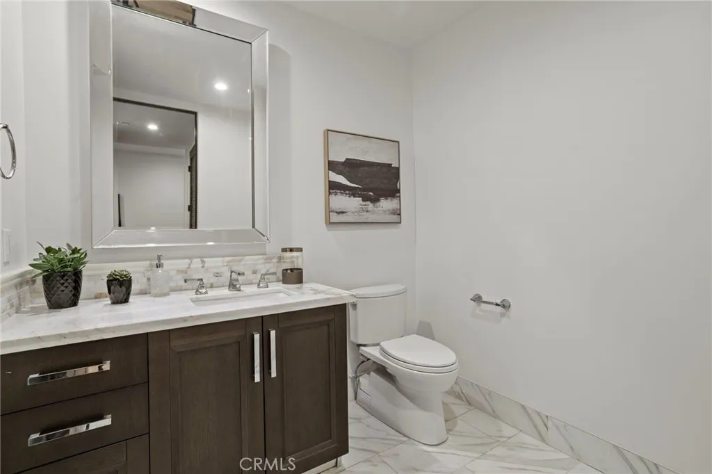 Additional image 45 of 10523 Ashton Unit 101, Los Angeles, CA 90024