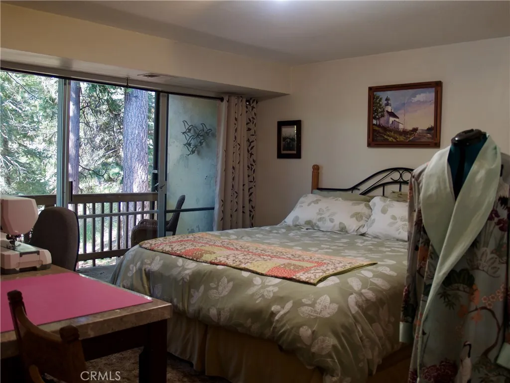 Additional image 39 of 872 Sierra Vista Drive Unit 9, Twin Peaks, CA 92391