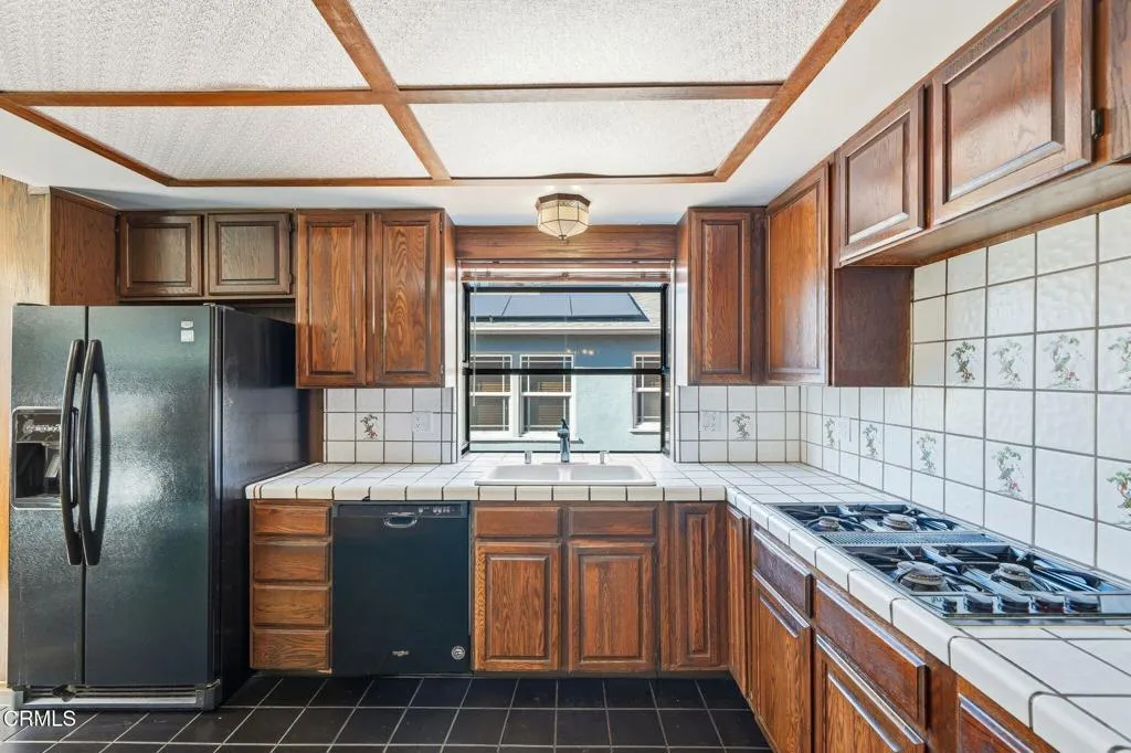 Additional image 18 of 672 W Mendocino Street, Altadena, CA 91001