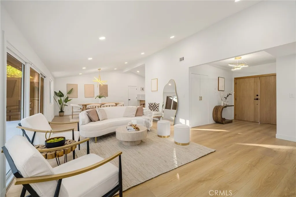 Additional image 64 of 20632 Tiara Street, Woodland Hills, CA 91367