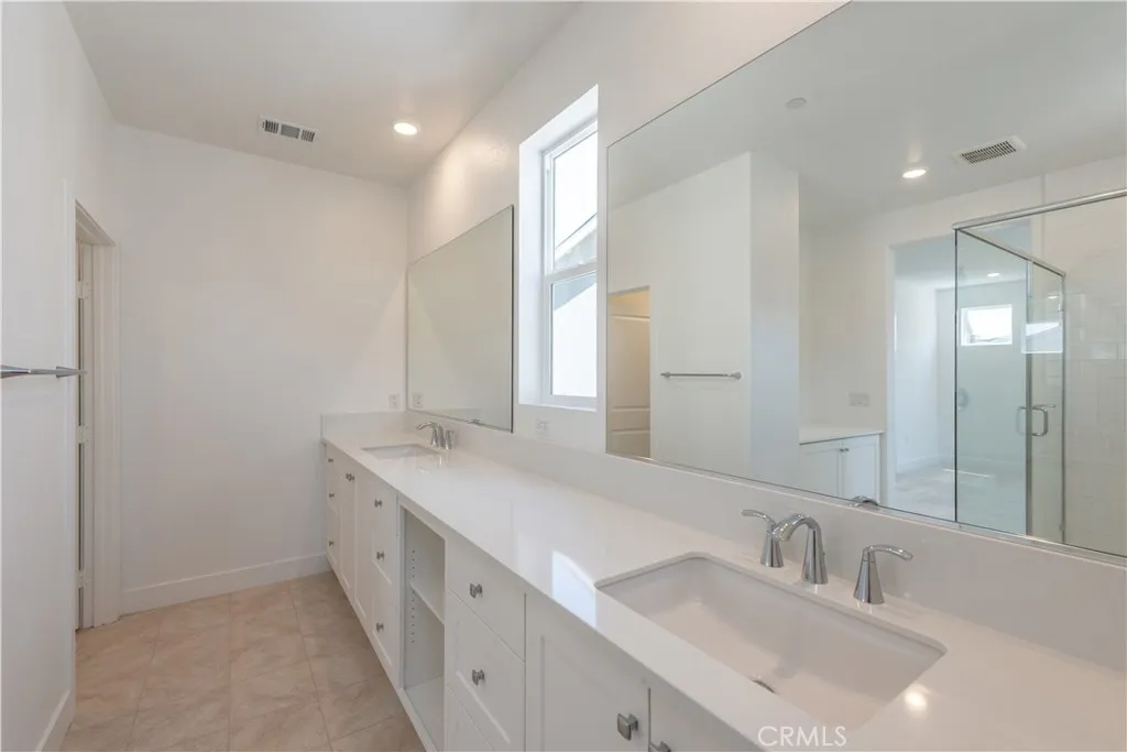 Additional image 24 of 363 Proctor, Irvine, CA 92618