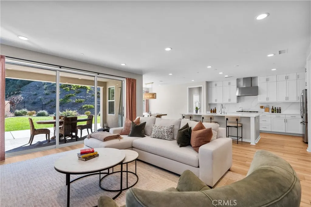 Additional image 68 of 28332 Clarion Pl, Canyon Country, CA 91350