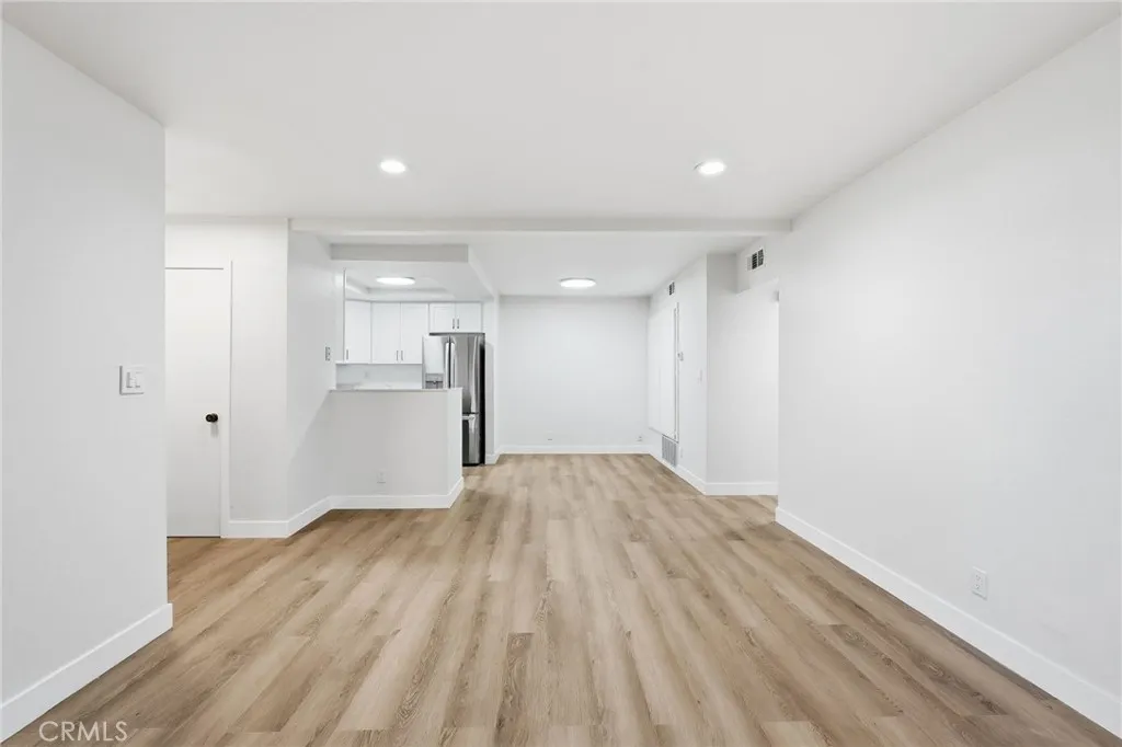 Additional image 11 of 15511 Sherman Way Unit 19, Van Nuys, CA 91406