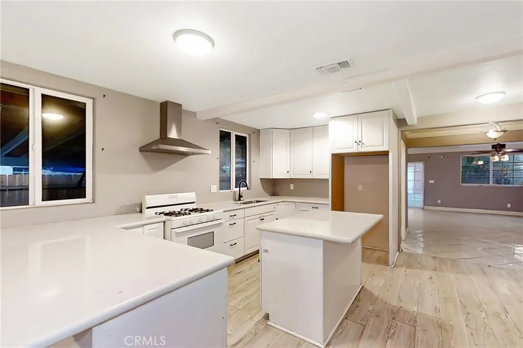 Additional image 31 of 664 W 14th Street, San Bernardino, CA 92405