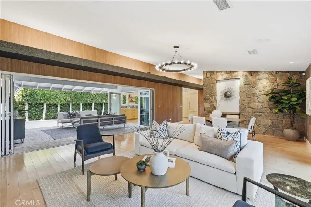 Additional image 6 of 1205 Bryant Rd, Long Beach, CA 90815