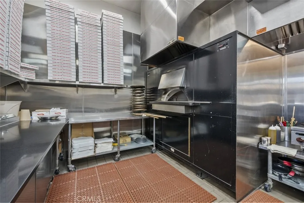 Additional image 61 of 12061 Strathern Street, North Hollywood, CA 91605