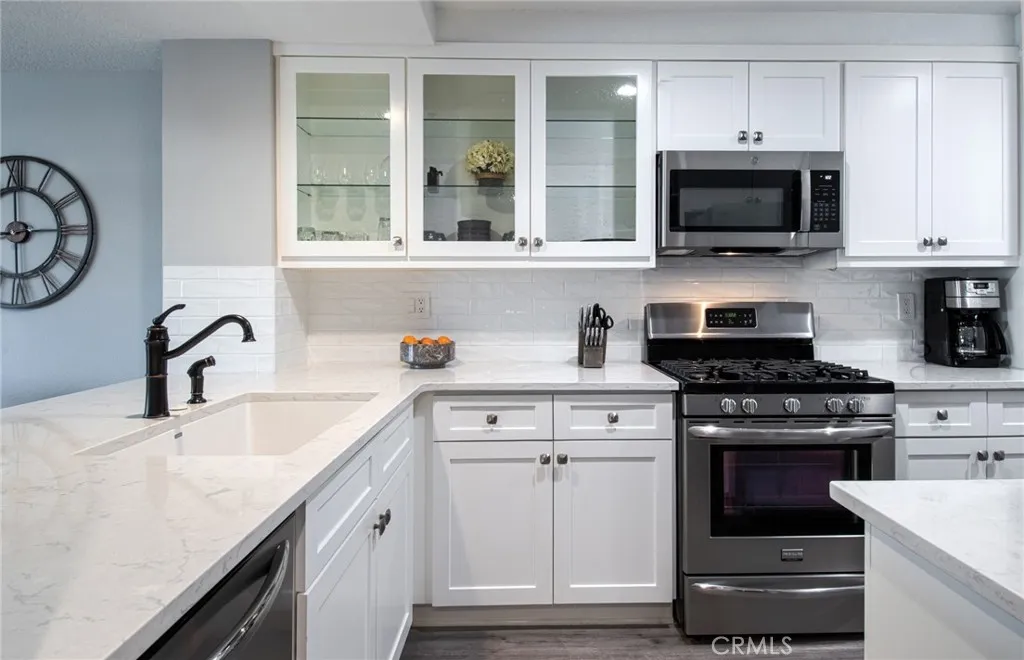 Additional image 3 of 220 Nice Lane Unit 215, Newport Beach, CA 92663