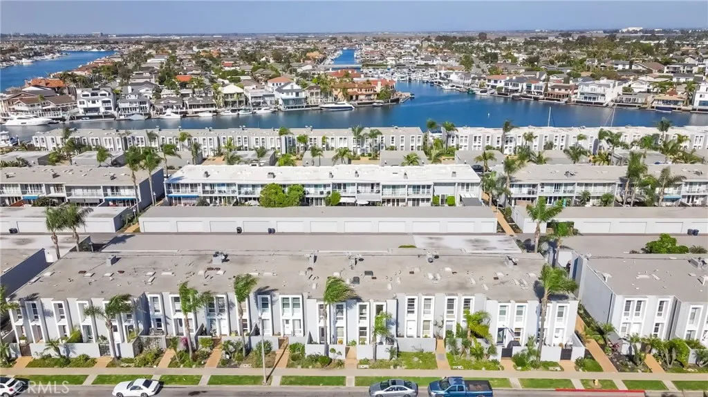 Additional image 113 of 4001 Warner Ave, Huntington Beach, CA 92649