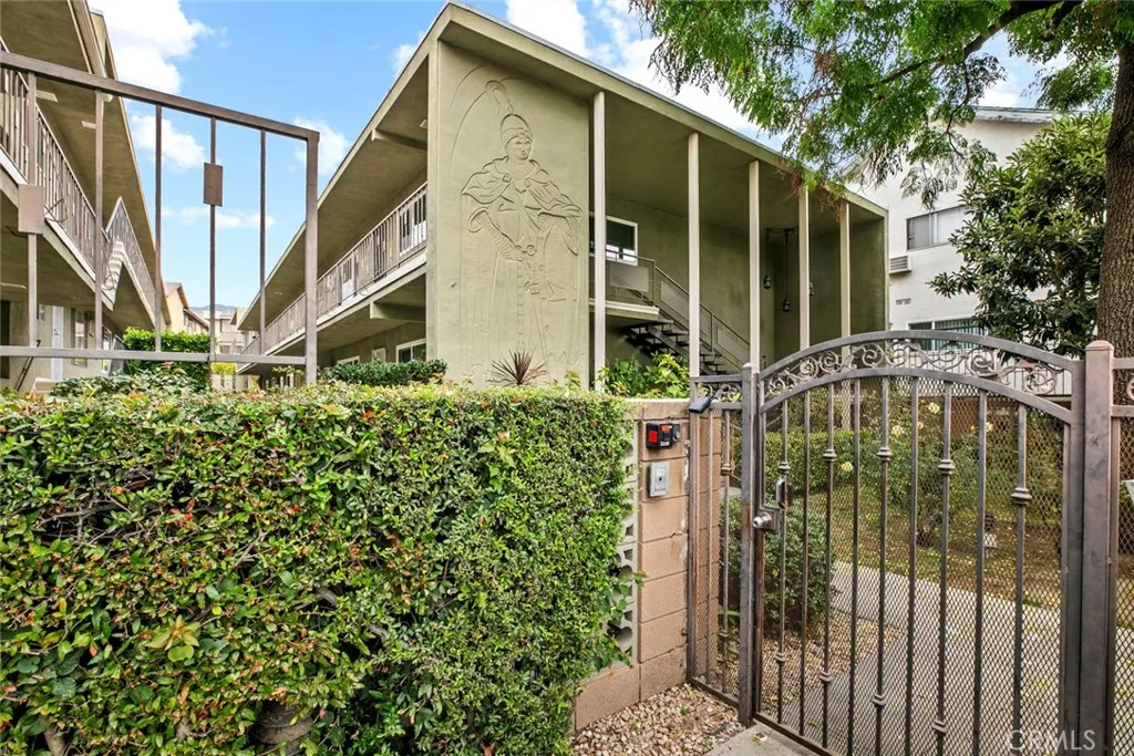 Additional image 47 of 587 South St Unit 18, Glendale, CA 91202