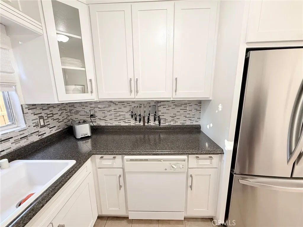 Additional image 40 of 14265 Terra Bella Street Unit 32, Panorama City, CA 91402