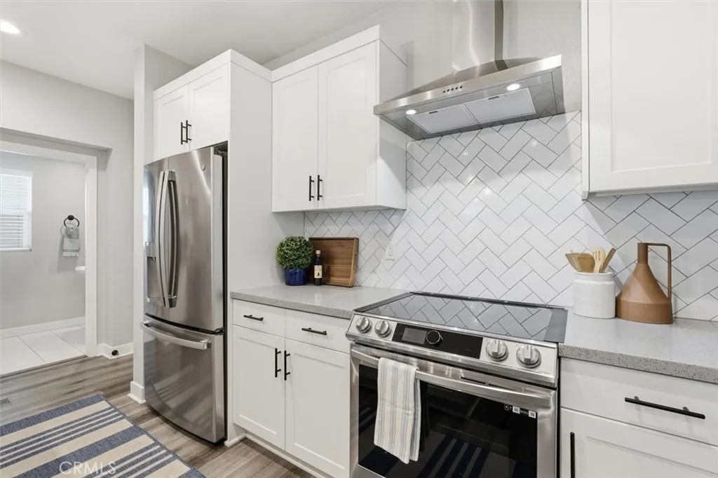 Additional image 75 of 2144 Swallowtail Walk, Gardena, CA 90249