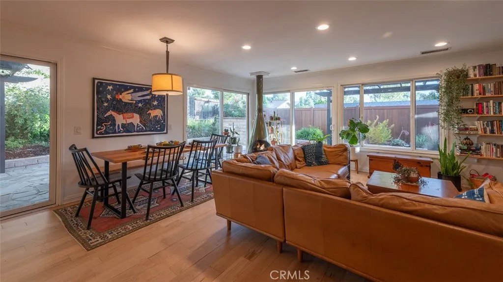 Additional image 48 of 28916 Valley Heights Dr, Agoura Hills, CA 91301