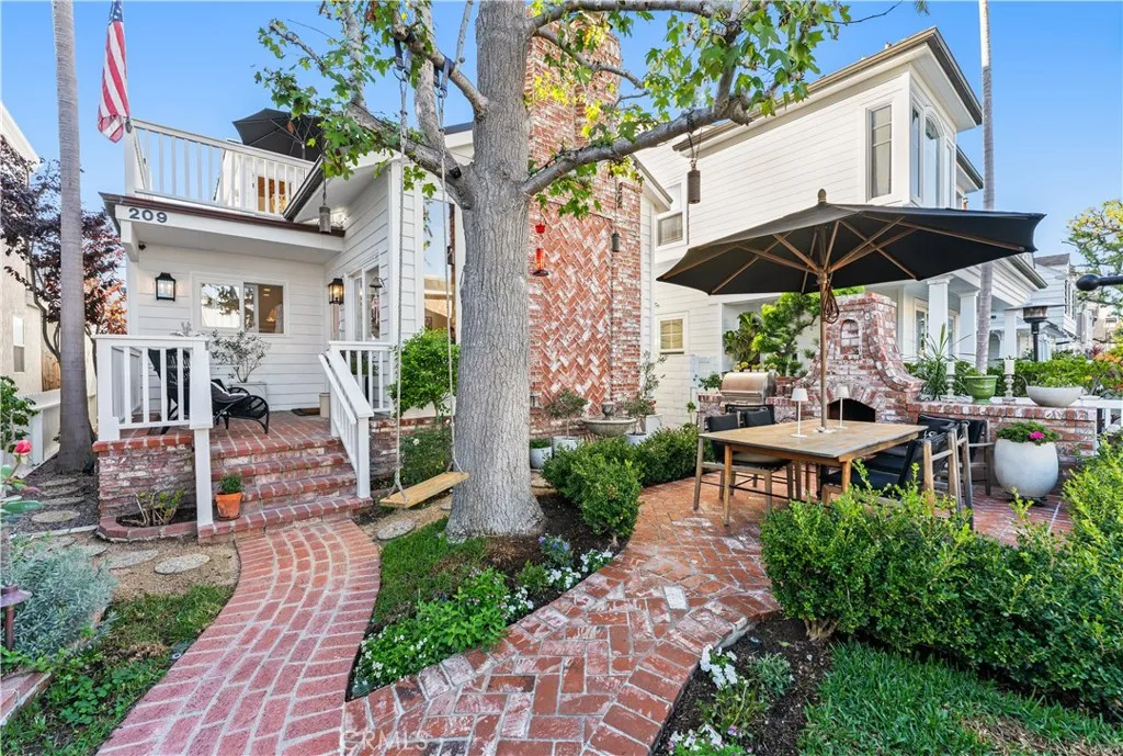 Additional image 5 of 209 Diamond Ave, Newport Beach, CA 92662