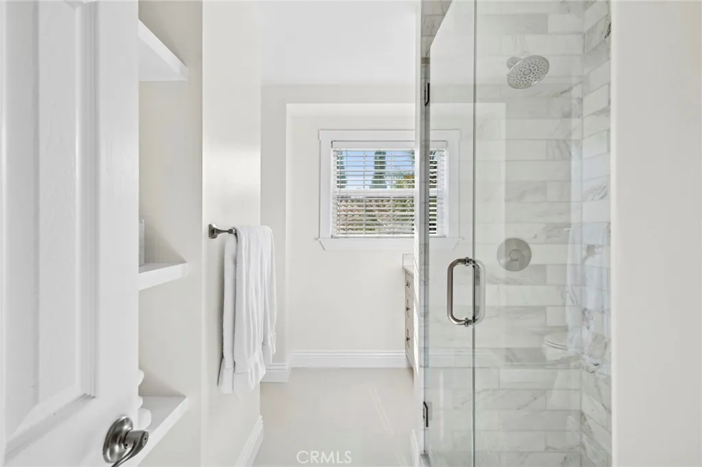 Additional image 18 of 201 E 21st Street, Costa Mesa, CA 92627