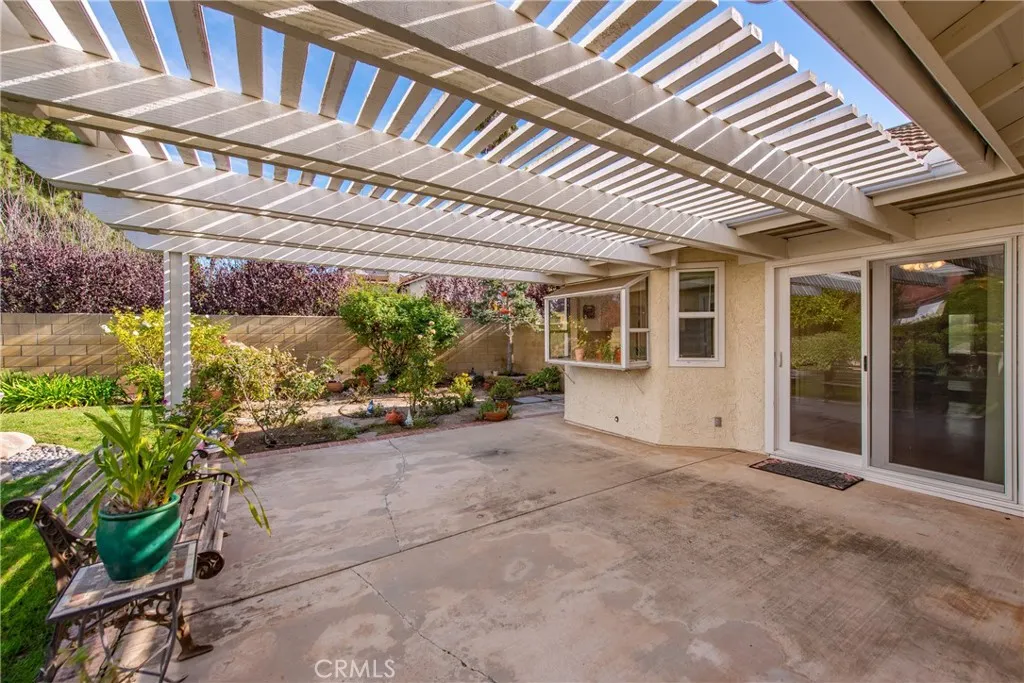 Property image for 13693 Bear Valley Road, Moorpark, CA 93021