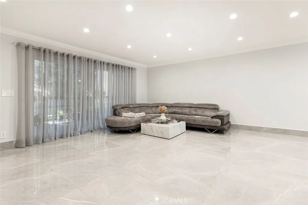 Additional image 8 of 7901 Via Stefano, Burbank, CA 91504