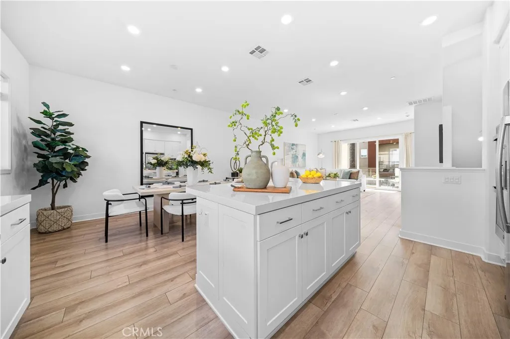 Additional image 16 of 344 Tank, Irvine, CA 92618