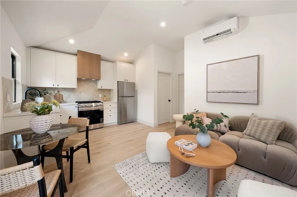 Additional image 40 of 5444 Morella Ave, Valley Village, CA 91607