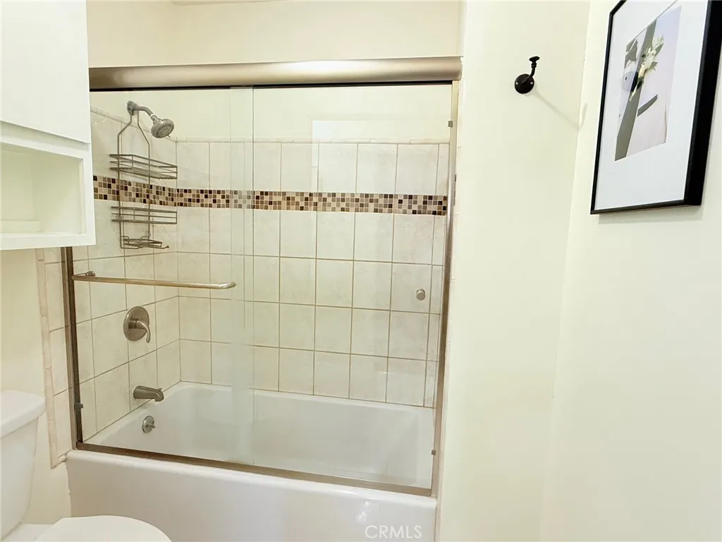 Additional image 17 of 14265 Terra Bella Street Unit 32, Panorama City, CA 91402