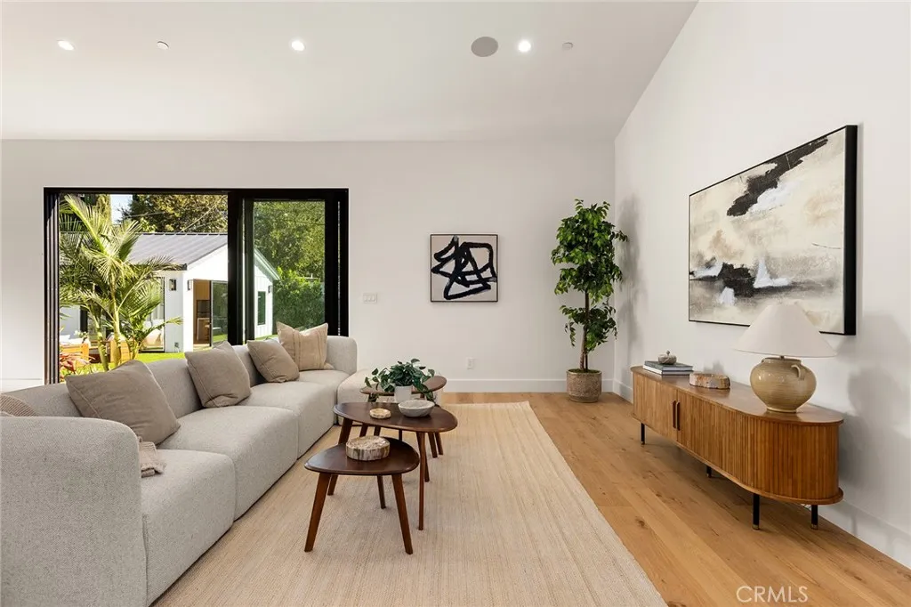 Additional image 85 of 5750 Stansbury Avenue, Sherman Oaks, CA 91401