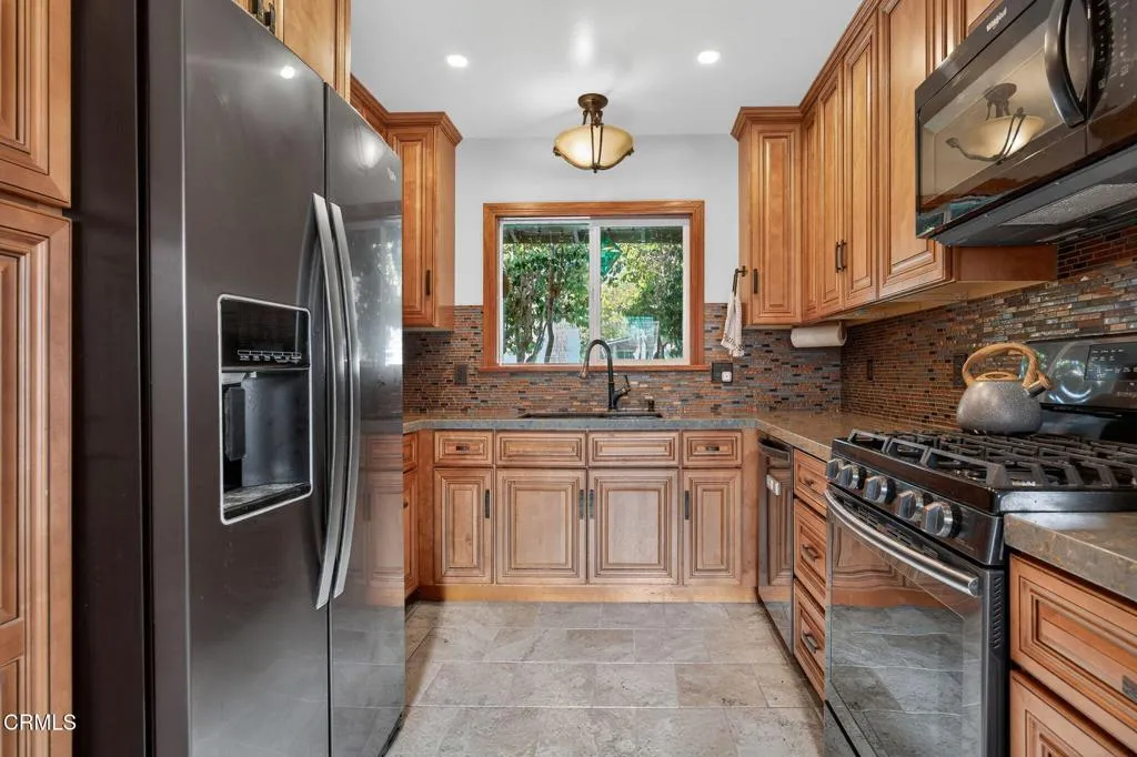 Additional image 73 of 3146 Strathmore Drive, Ventura, CA 93003