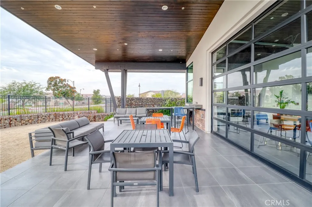 Additional image 98 of 16540 Wyndham Lane Unit 10, Fontana, CA 92336