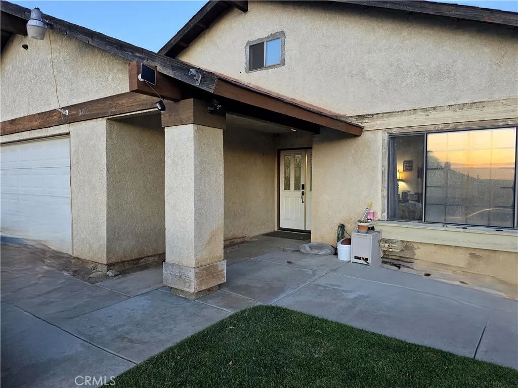 6026 Winncliff Drive, Jurupa Valley, CA 92509