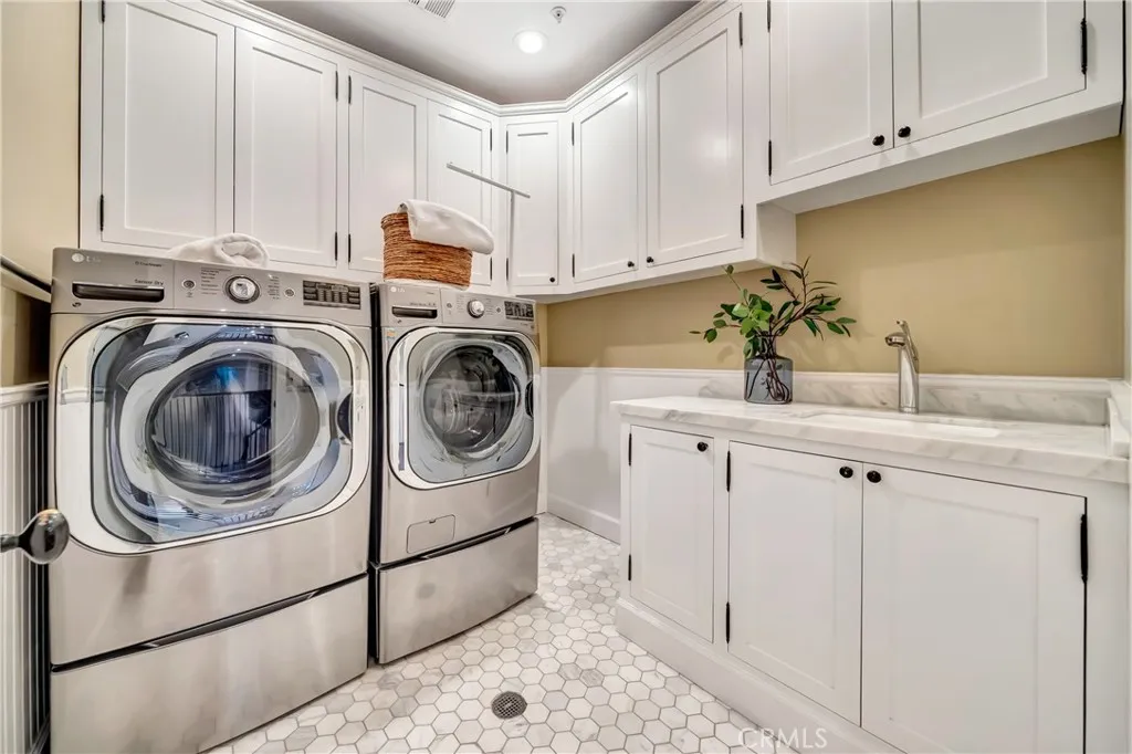 Additional image 112 of 4821 Oak Park, Encino, CA 91316