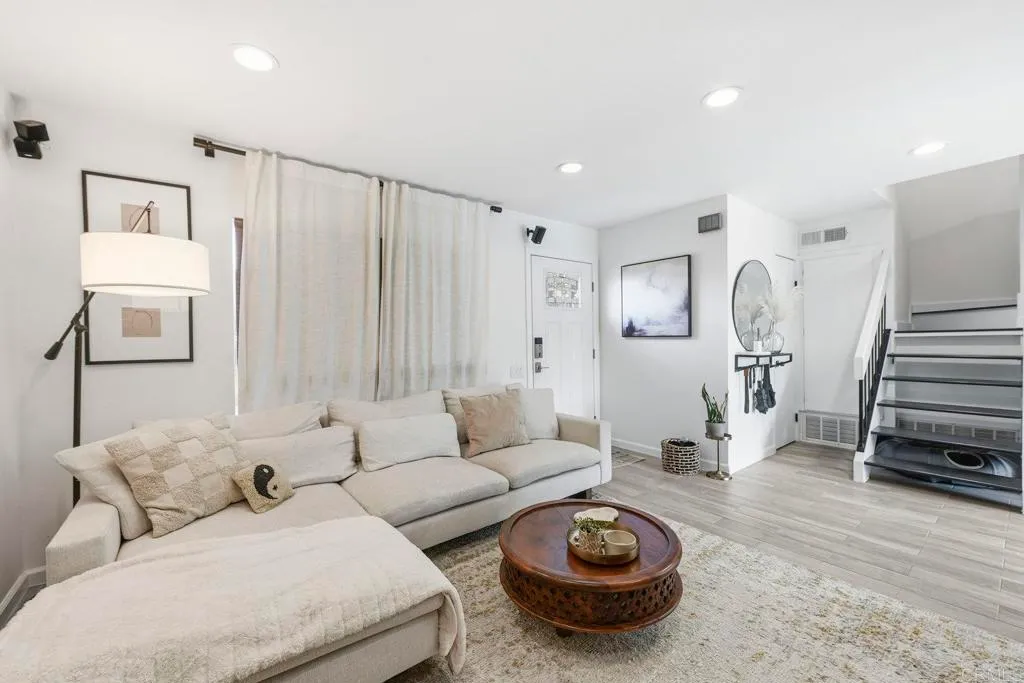 Additional image 6 of 233 Festival Drive, Oceanside, CA 92057