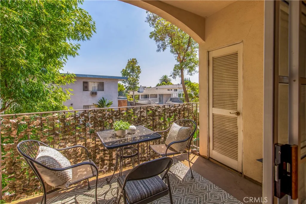 Additional image 14 of 372 S Marengo Avenue Unit 108, Pasadena, CA 91101