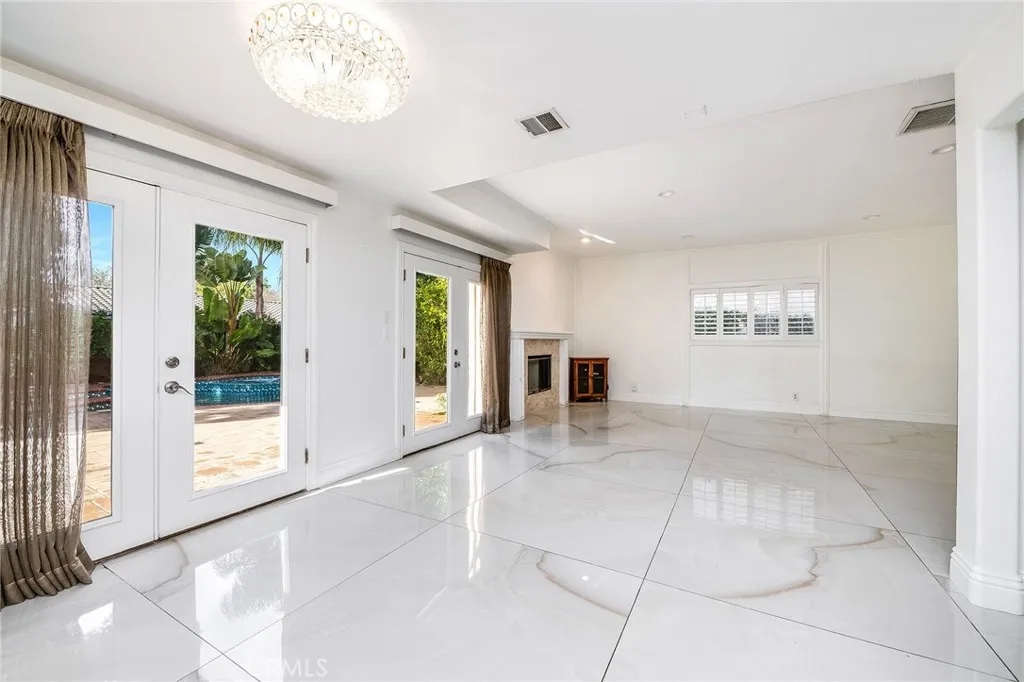 Additional image 41 of 19314 Yolie, Tarzana, CA 91356