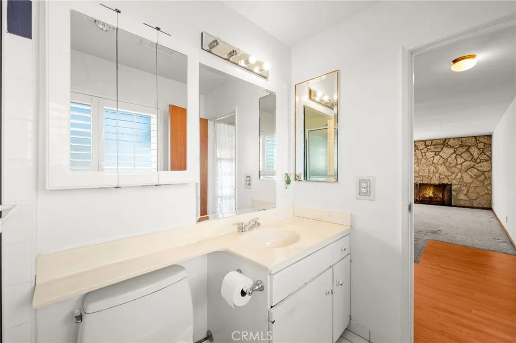 Additional image 18 of 2040 W Glenwood Pl, Santa Ana, CA 92704