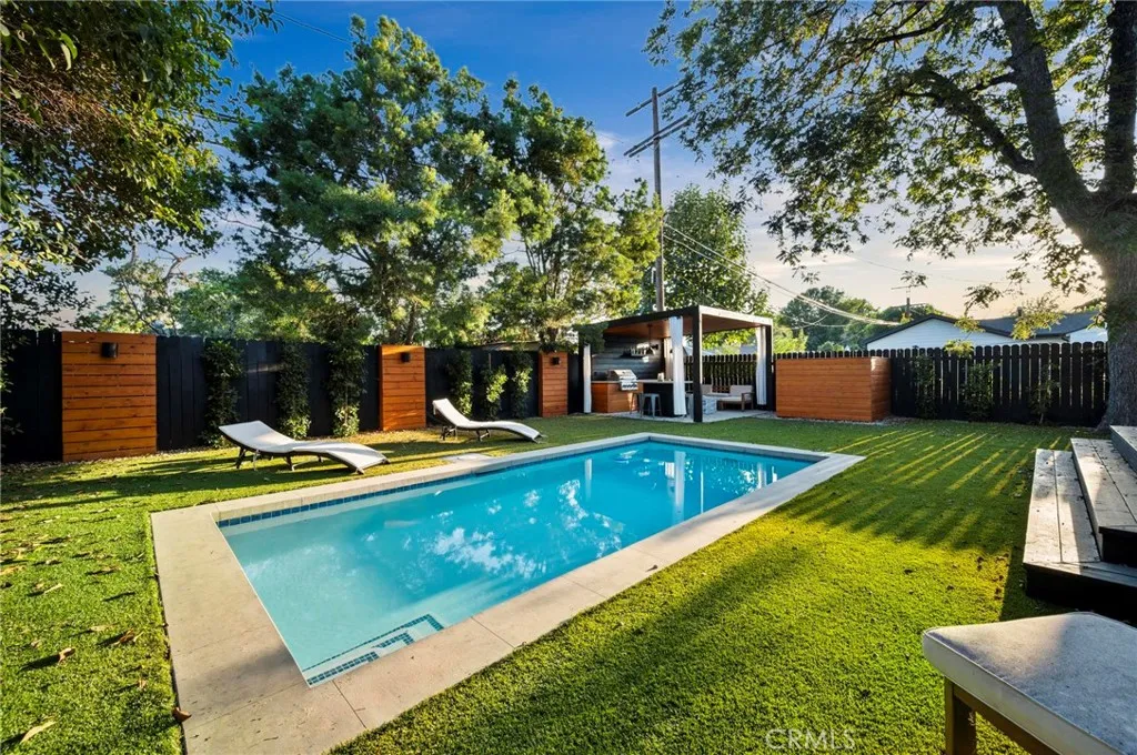 Additional image 93 of 14328 Emelita Street, Sherman Oaks, CA 91401