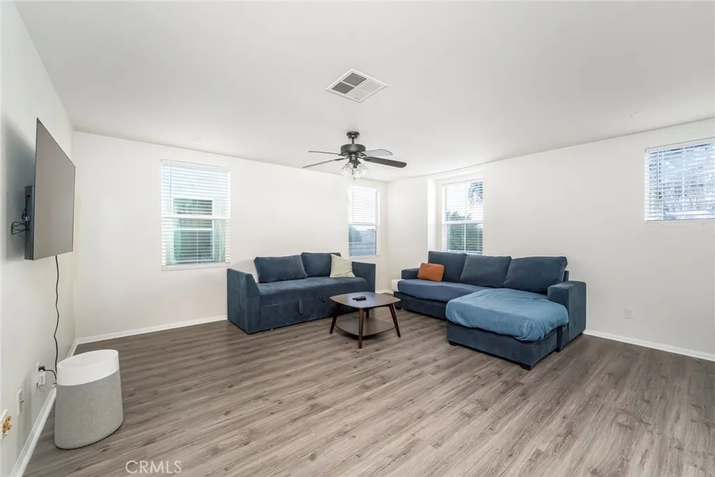 Additional image 36 of 476 Peregrine Ln, San Jacinto, CA 92582