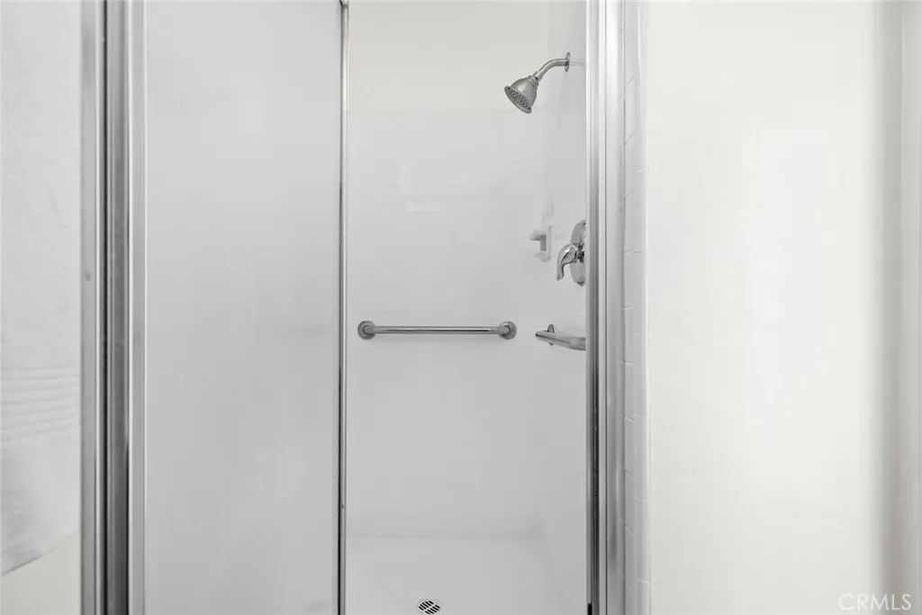 Additional image 75 of 587 South St Unit 18, Glendale, CA 91202