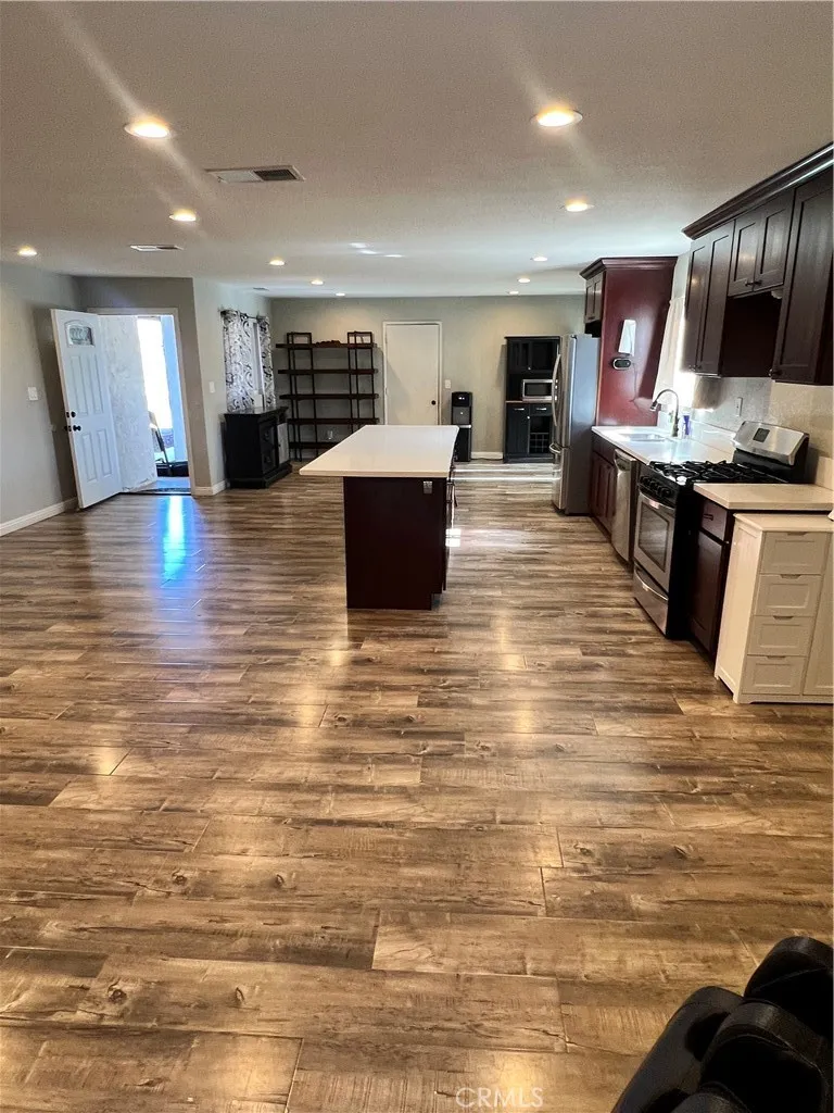 Additional image 24 of 866 N Eucalyptus Ave, Rialto, CA 92376