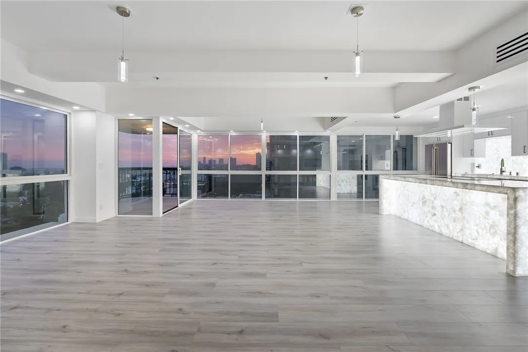 Additional image 121 of 10790 Wilshire Boulevard Unit 806, Los Angeles, CA 90024