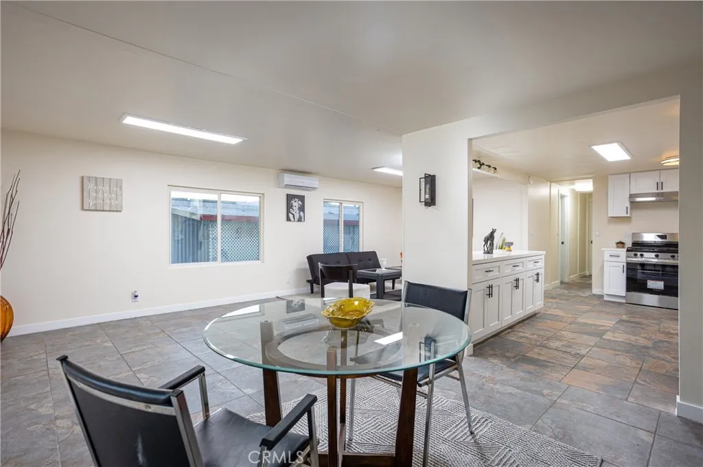 Additional image 43 of 301 E Foothill Boulevard E Unit 39, Pomona, CA 91767