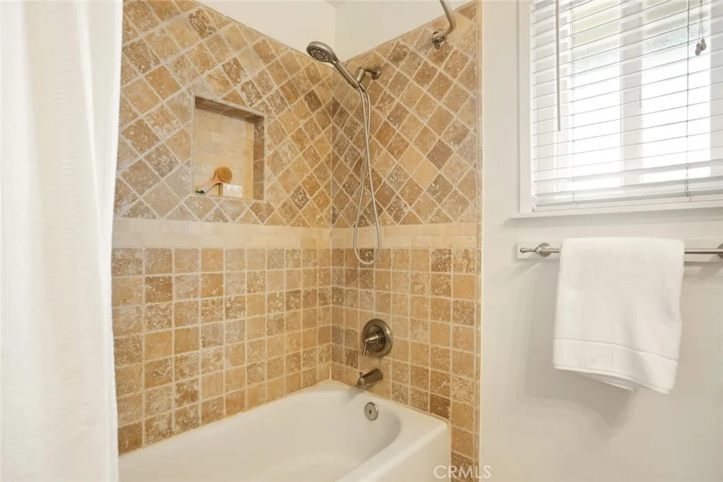 Additional image 23 of 3636 S Main Street Unit D, Santa Ana, CA 92707