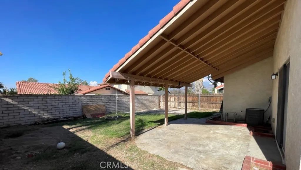 Additional image 5 of 7574 Bell Court, Highland, CA 92346