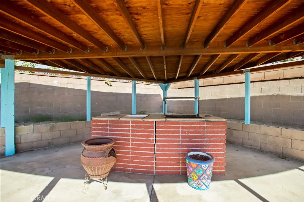 Additional image 60 of 979 N Gardena Ave, Rialto, CA 92376
