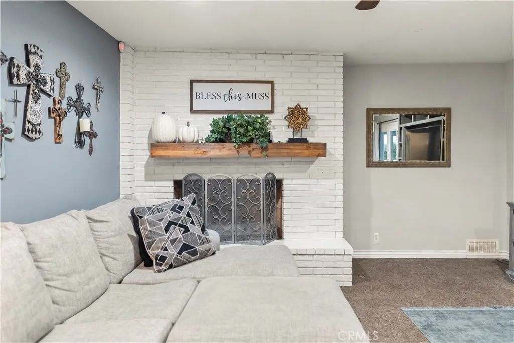 Additional image 59 of 1811 Country Club Dr, Bakersfield, CA 93306