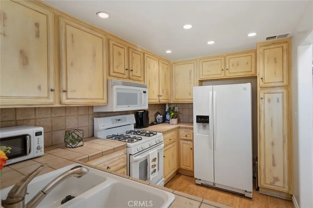 Additional image 12 of 11383 Old Ranch Circle, Chatsworth, CA 91311