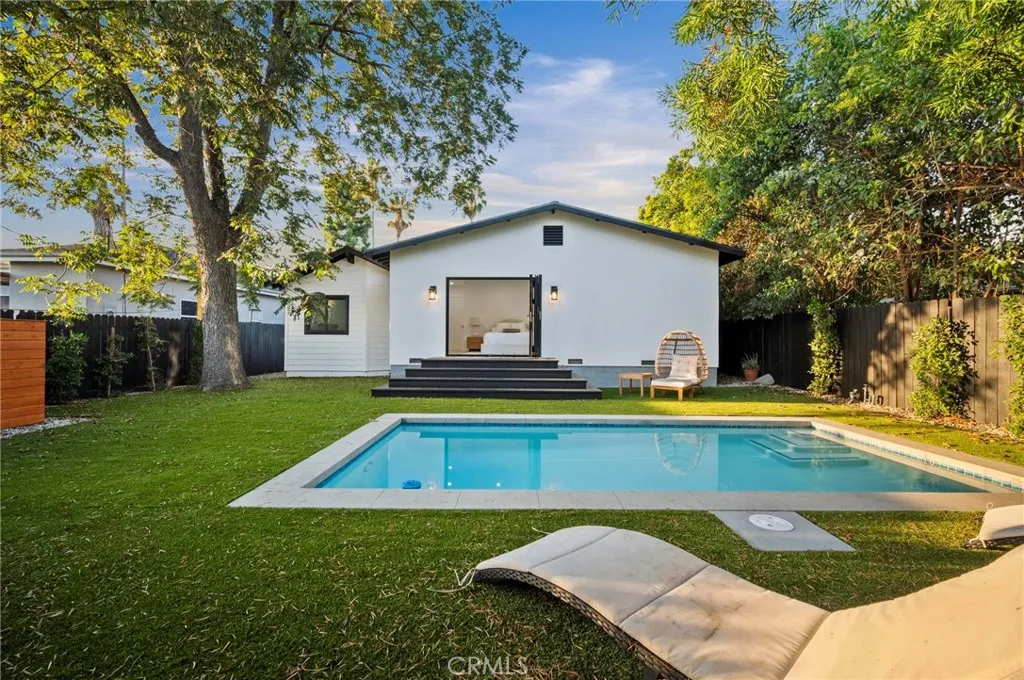 Additional image 95 of 14328 Emelita Street, Sherman Oaks, CA 91401