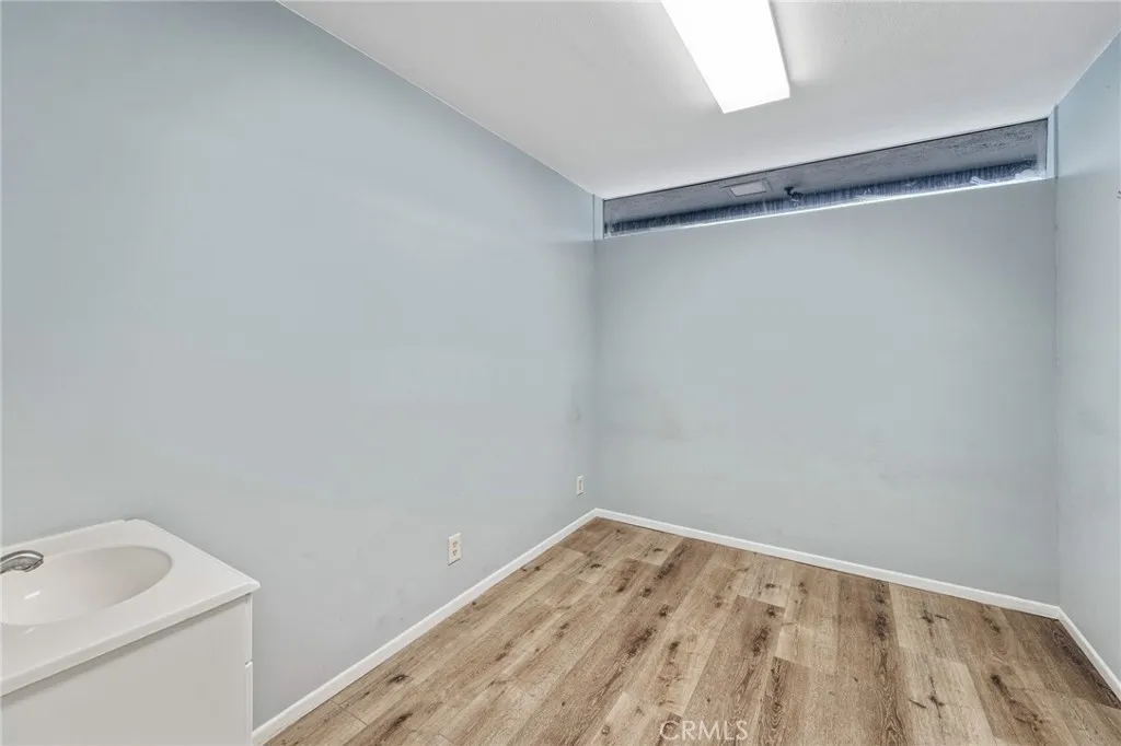 Additional image 38 of 3535 E 7th St, Long Beach, CA 90804