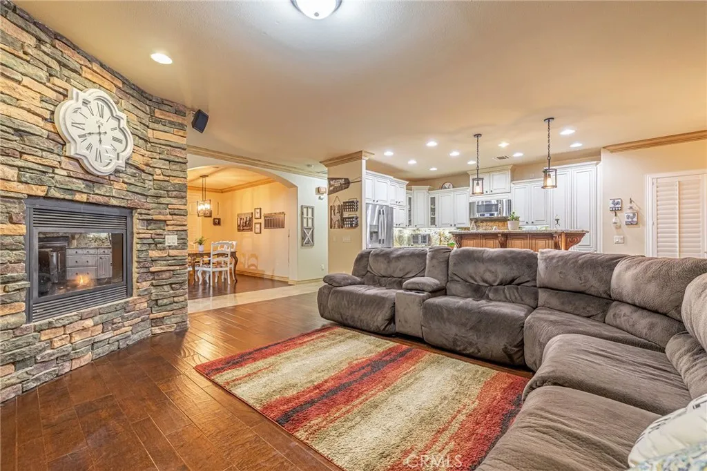 Additional image 96 of 3335 E Avenue T8, Palmdale, CA 93550