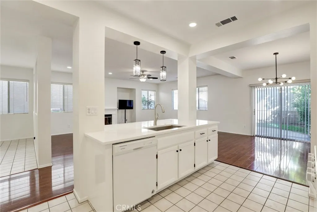 Additional image 11 of 27 Ohio, Irvine, CA 92606