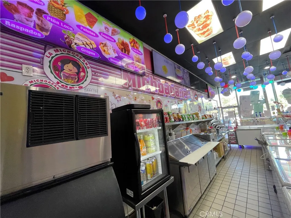 Additional image 32 of 4594 University, San Bernardino, CA 92407