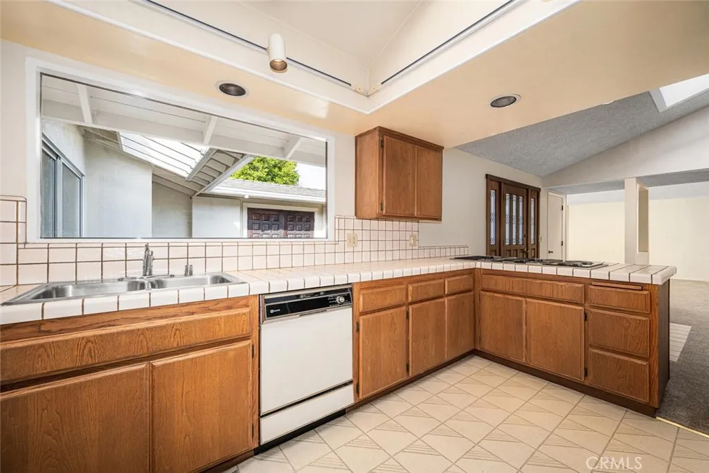 Additional image 85 of 11272 Wembley Road, Rossmoor, CA 90720