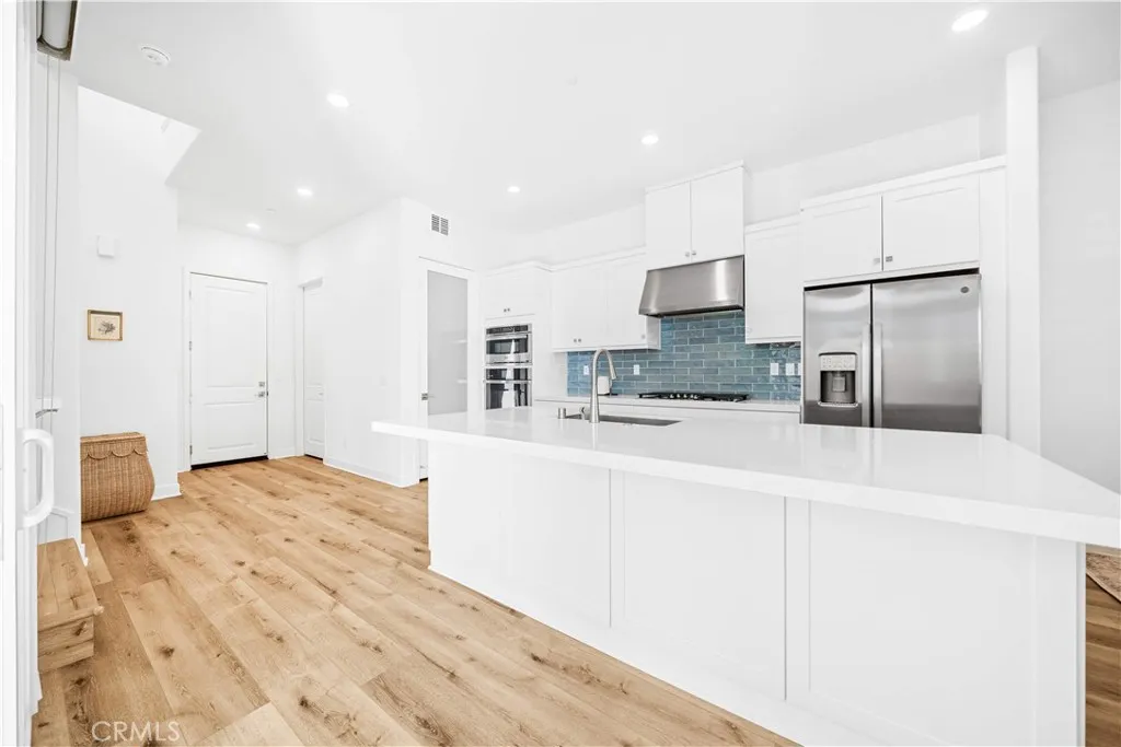 Additional image 8 of 106 Culture, Irvine, CA 92618